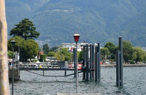 Lago-1