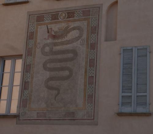 "Bissún", il biscione emblema dei Visconti.