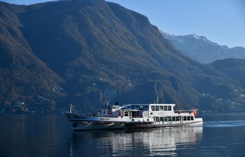 Battello Lugano (in navigazione)